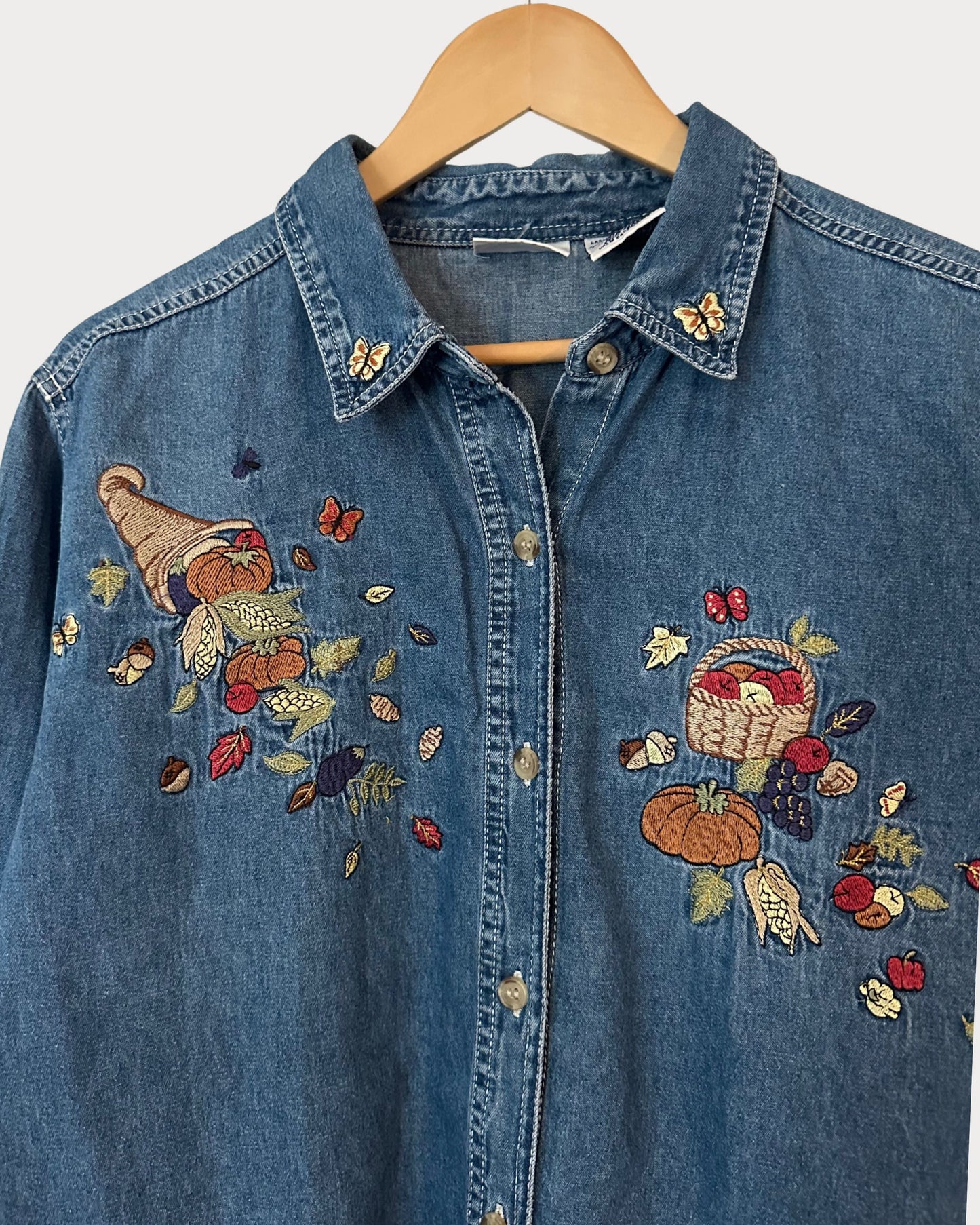 VTG Bobbie Brooks Fall Embroidered Denim (Size L)